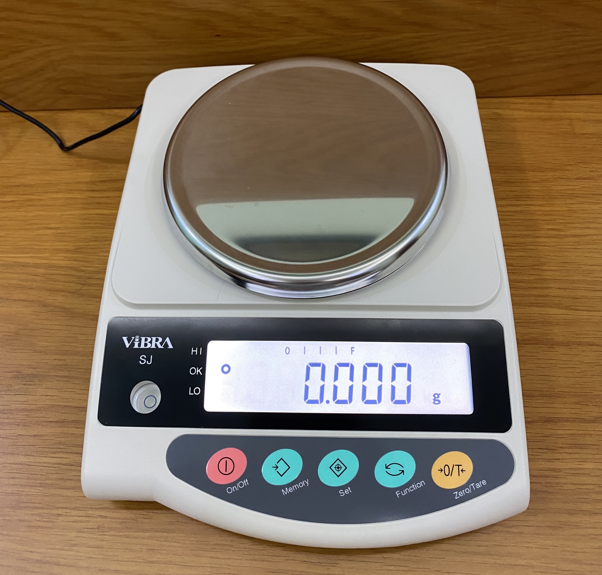 CÂN ĐIỆN TỬ VIBRA SJ 820CE