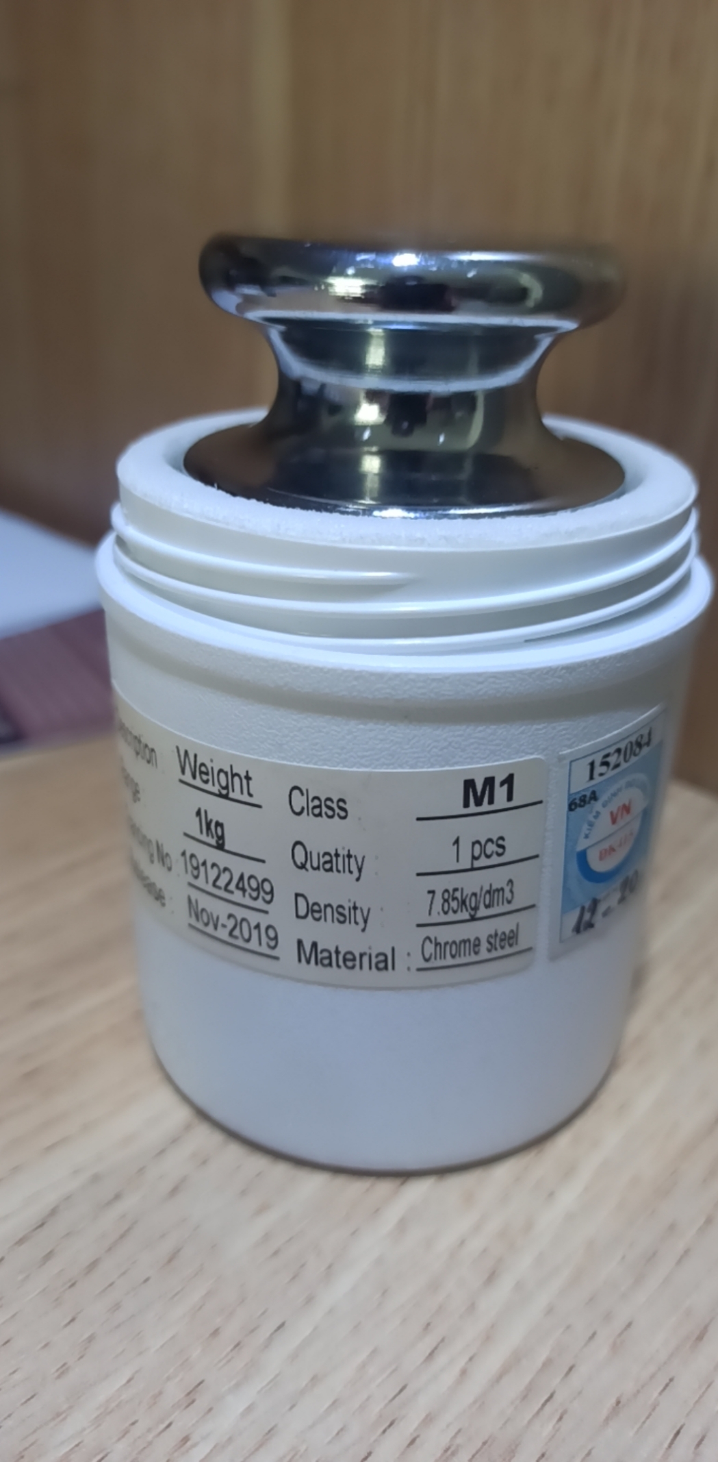 Quả cân M1-1kg
